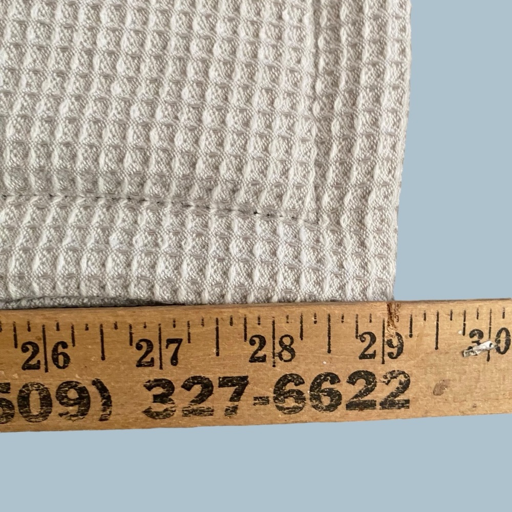 Beddy’s Harper Luxe Grey Waffle Weave Thermal Pillow Shams Set of 2 - Picture 12 of 12